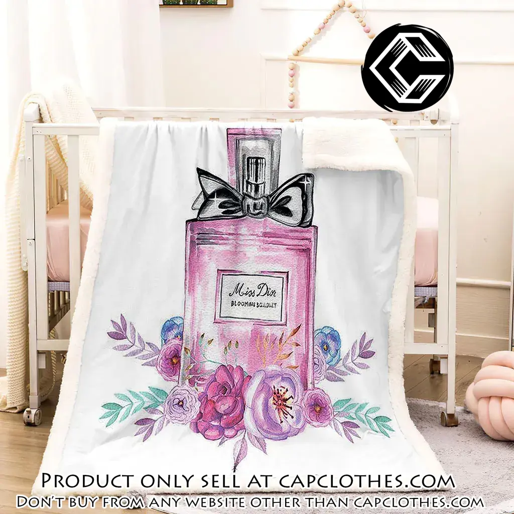 Chanel rose perfum luxury brand premium blanket fleece home decor cc4404009